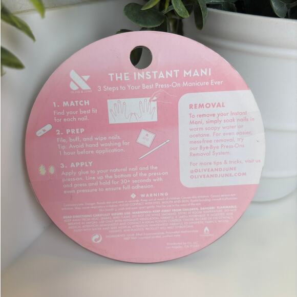 Olive & June Rosewood Neutral LD The Instant Mani Press On Nails Medium Length - Picture 2 of 2